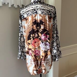 Aratta Silent Journey Floral Long Sleeve Tunic Blouse with Pockets Bell Sleeves